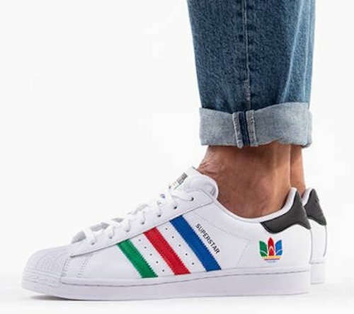 adidas superstars black